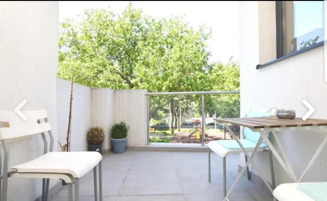 Marina Central Sunshine Studio Apartman Bukarest Kültér fotó